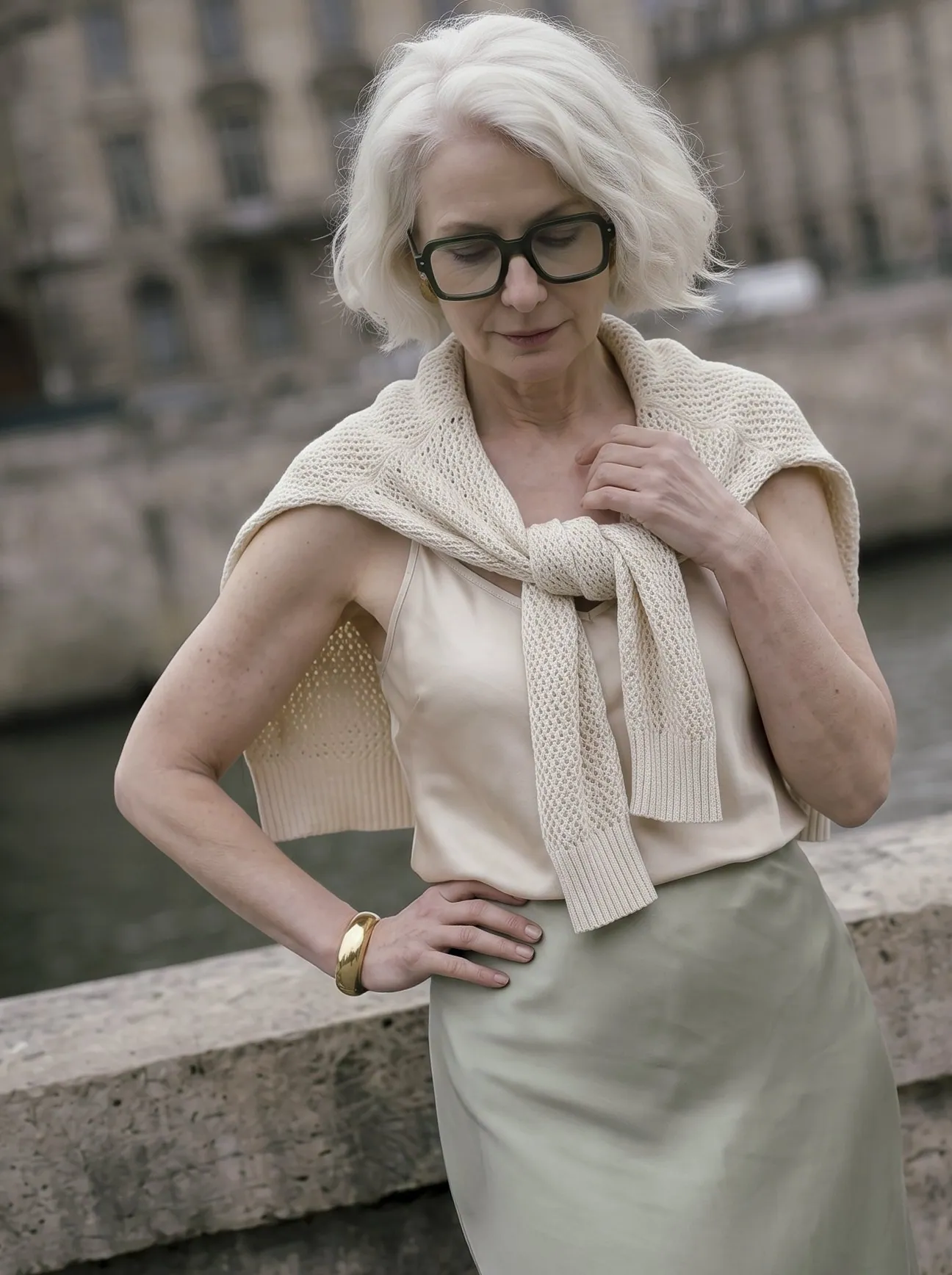 Paris editorial frame 02